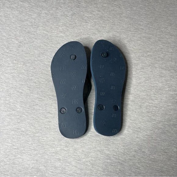 GAP Women’s Logo Flip Flops Sandals - Picture 2 of 7
